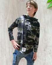 Load image into Gallery viewer, Kids Camo hoodie
