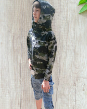 Load image into Gallery viewer, Kids Camo hoodie
