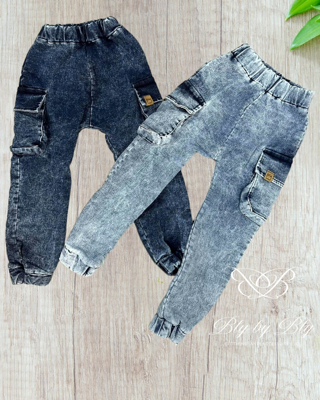 Kids washed blue color pants